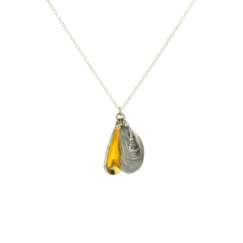 Large Double Shell Mussel Necklace